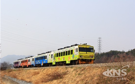 경북도는 코로나19로 중단했던 경북 나드리열차 운행을 8월 1일부터 재개한다. [사진=경북도]