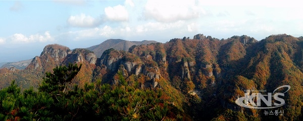 청량산도립공원 전경. [사진=경북도]